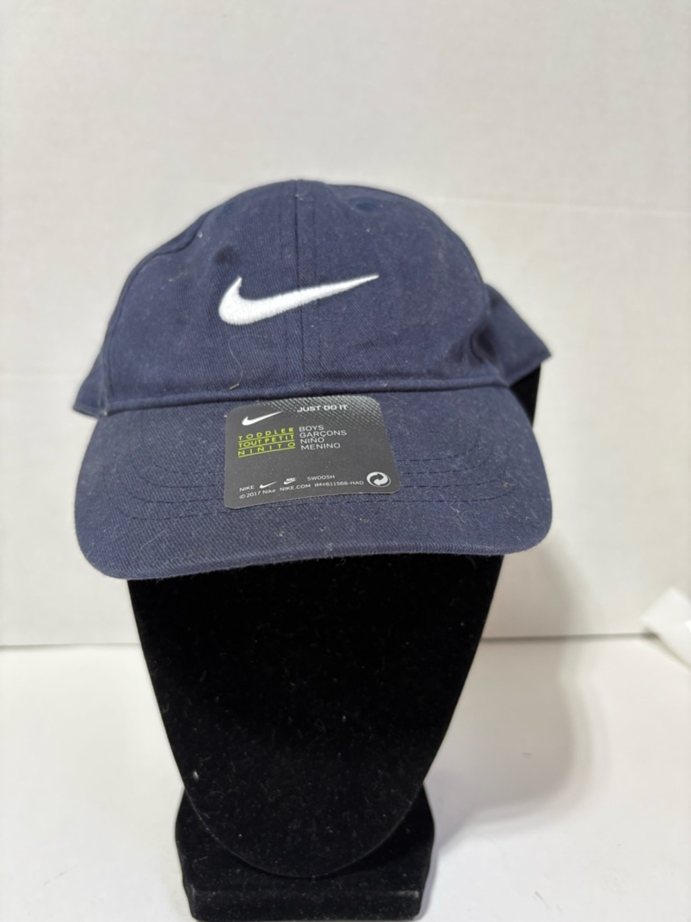 Nike Navy Baseball Cap with White Swoosh